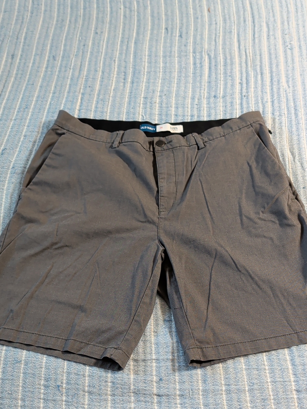 Old Navy Men's Charcoal Flat-Front Shorts